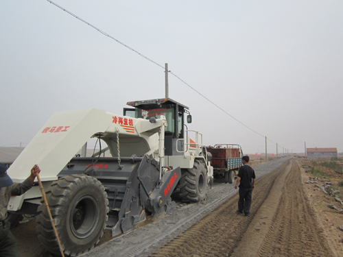 WR450，東營(yíng)鄉鎮路冷再生
