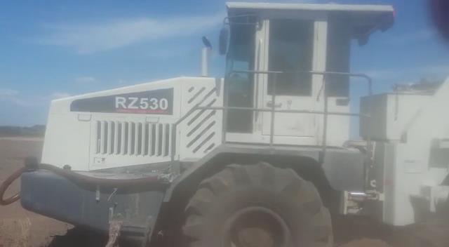 RZ530，阿根廷冷再生施工