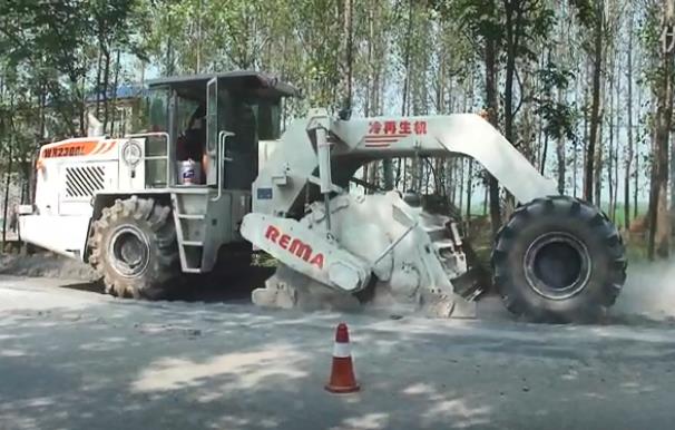 河南正陽(yáng)縣S224省道水穩路基冷再生